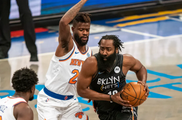 焦点大战：和平精英上演巅峰碰撞