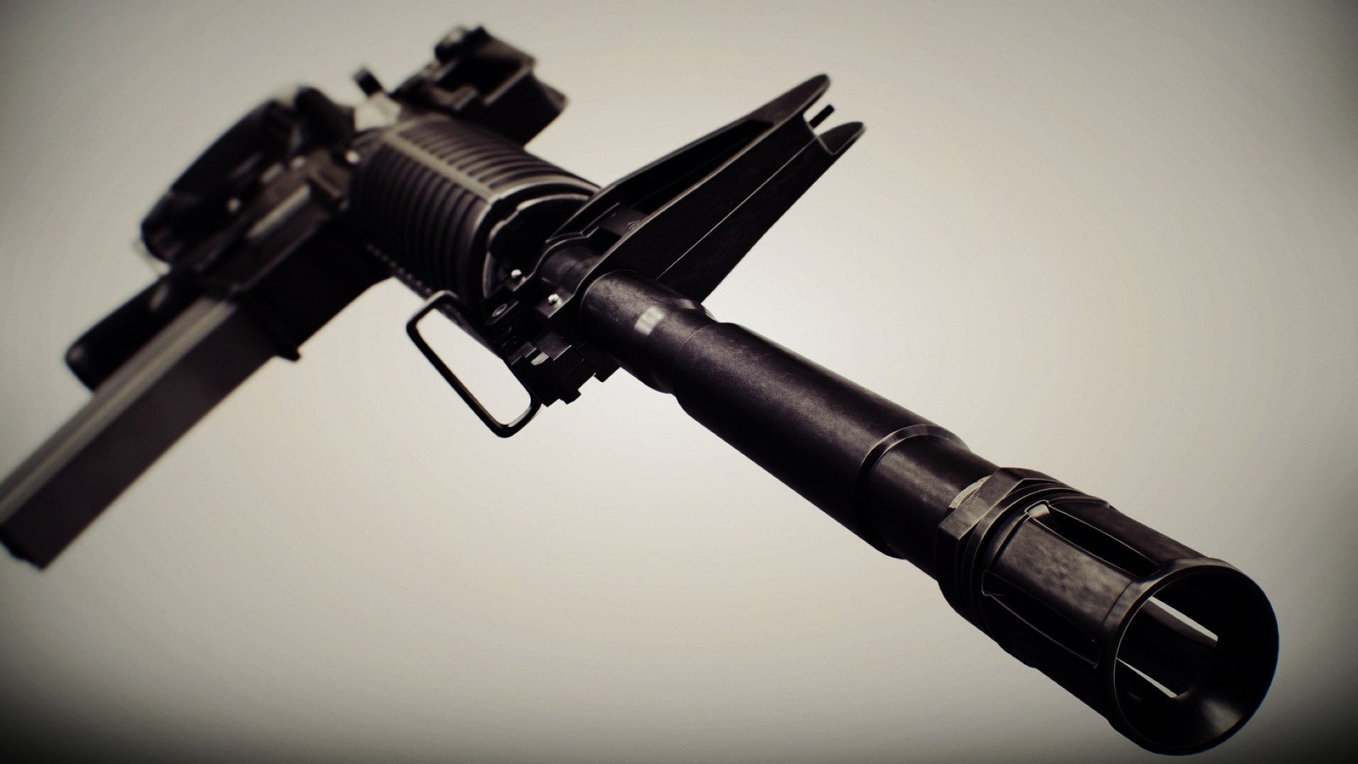 引擎轰鸣与篮球鞋摩擦声，当F1揭幕之夜遇上伦纳德的末节时刻