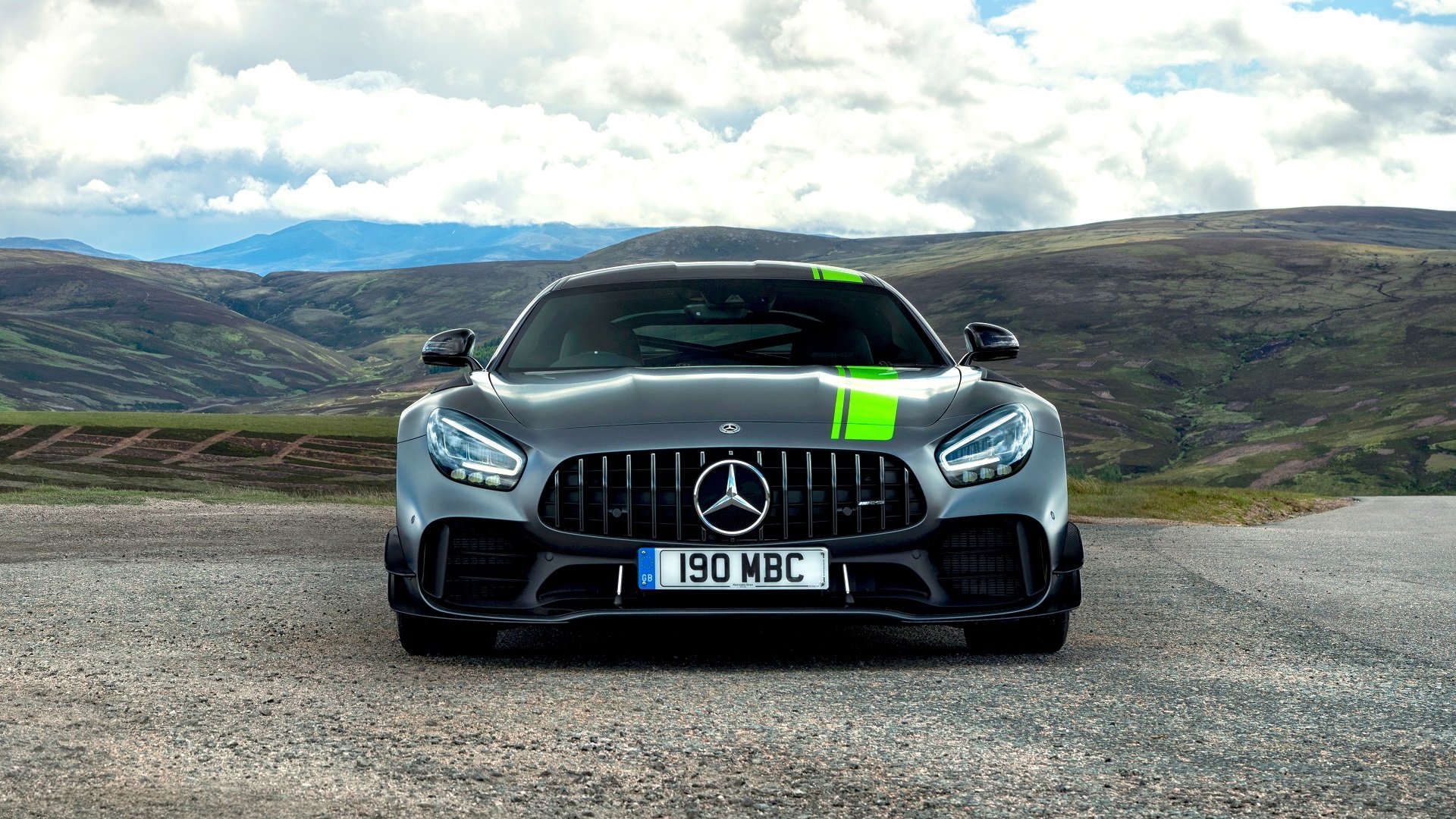 死亡之组的涅槃与神迹，C罗上帝之发策动乾坤，阿联酋补时逆转泰国震动2026世界杯
